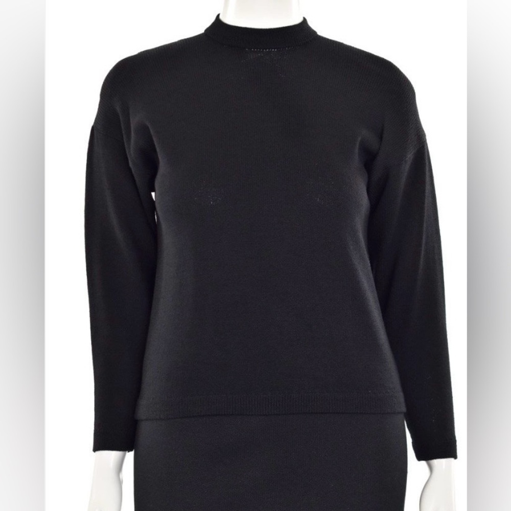 St.John Basics drop shoulder black Santana knit Women's Sweater